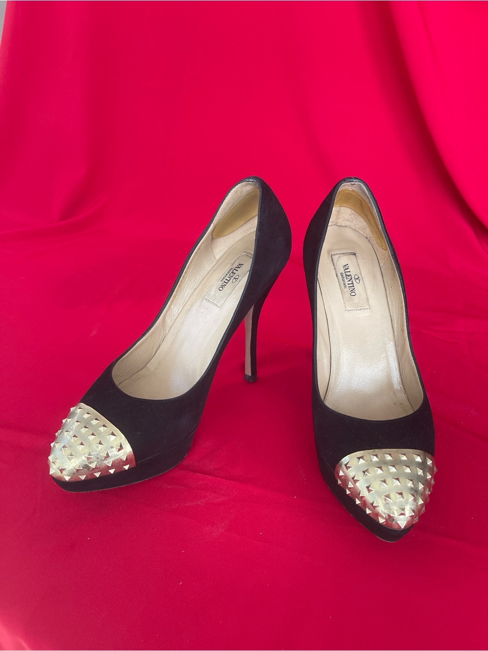 Valentino Garavani Black Suede Rockstud Platform Heels Sz 38